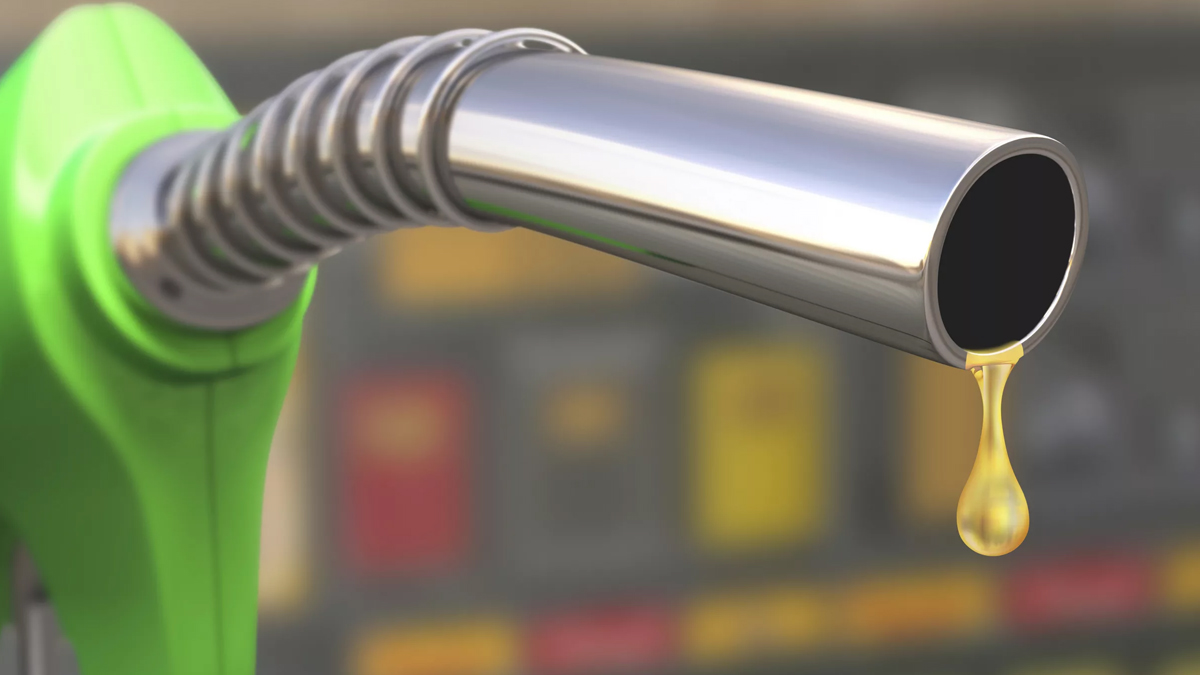 Uzmanlardan Korkutan Akaryakıt Uyarısı: Motorin fiyatlarında indirim devam edecek mi?