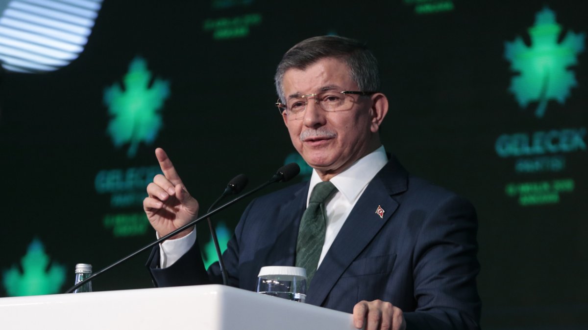 Davutoğlu'ndan CDS uyarısı: İflas ihtimali var, şu cahil inadınızdan vazgeçin
