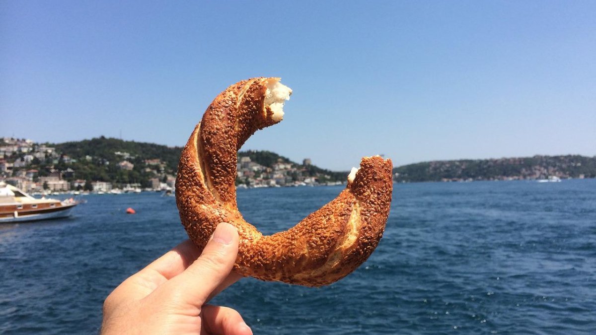 İstanbul'da simit lüks oldu: Fiyatlarına yüzde 25 zam!