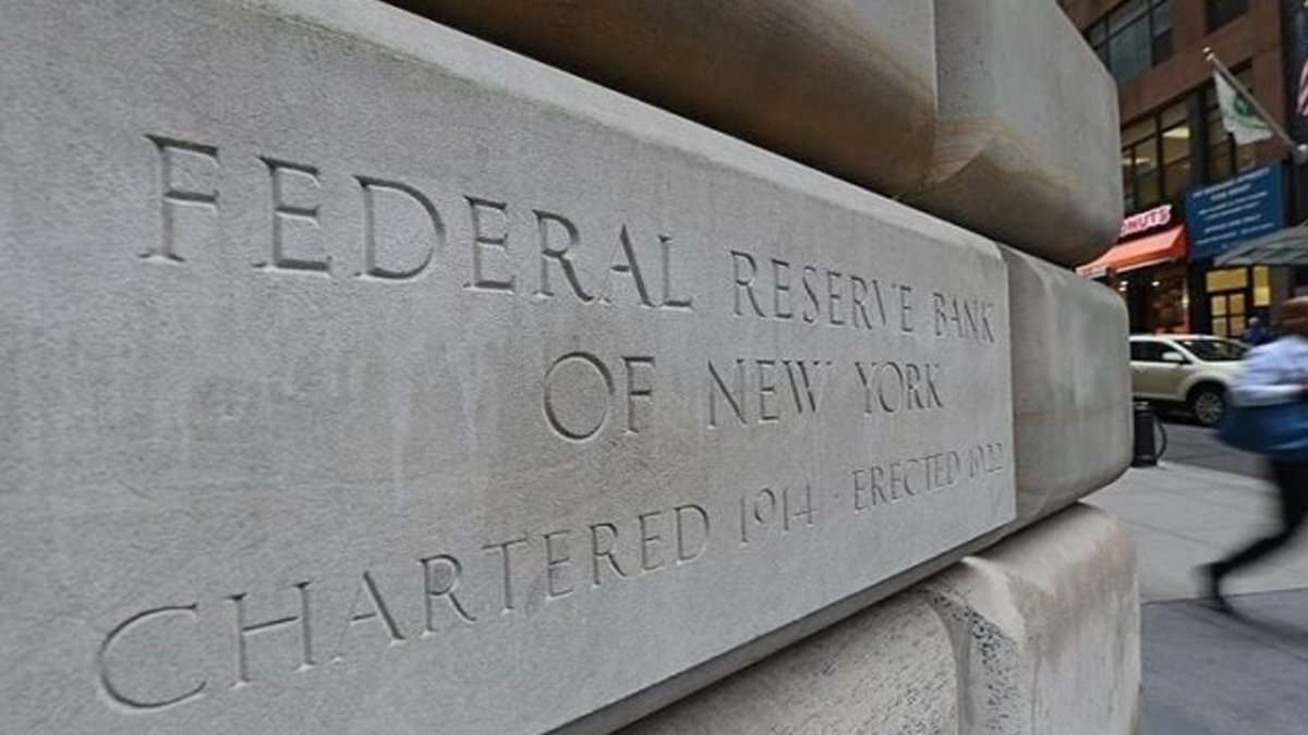 Benzine indirim Fed'den