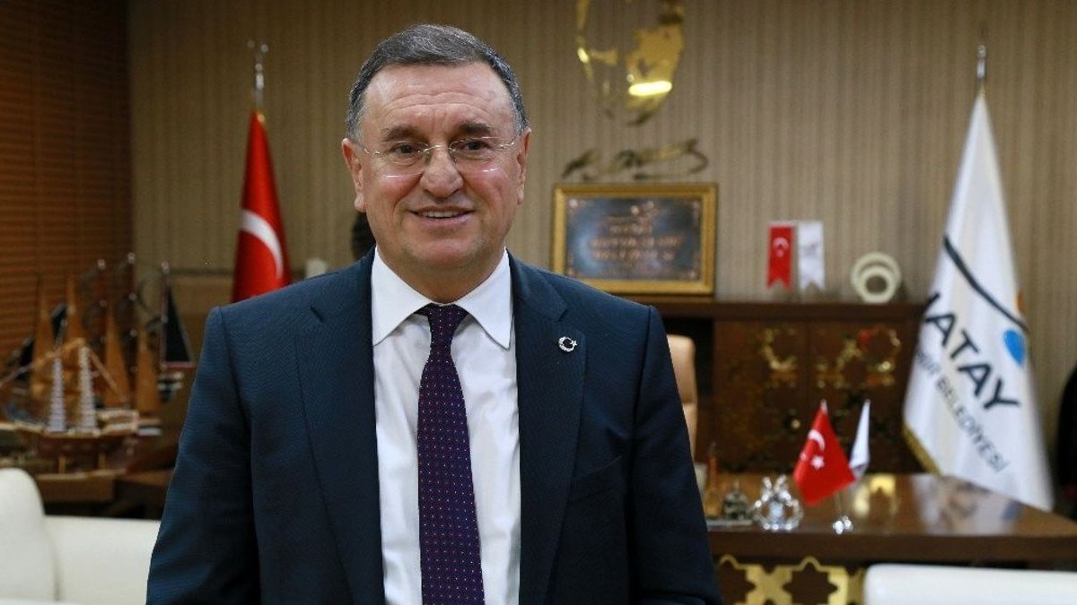 Hatay Büyükşehir Belediye Başkanı Lütfü Savaş: Sığınmacılar seçim malzemesine dönüşüyor
