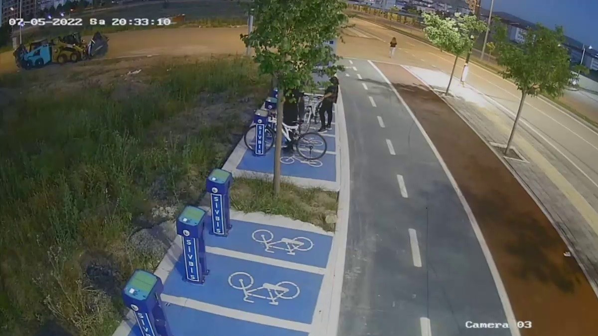 Sivas'ta bir garip hırsızlık: 1 TL'ye kiralanabilen bisikletleri çaldılar