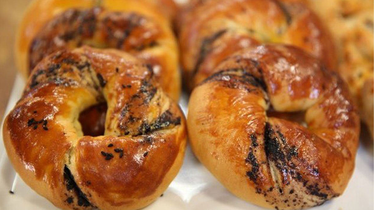 Kahvaltıya Zeytin Ezmeli Açma Yapın Tüm Aile Sofrada Buluşun! İşte Zeytin Ezmeli Açma Tarifi