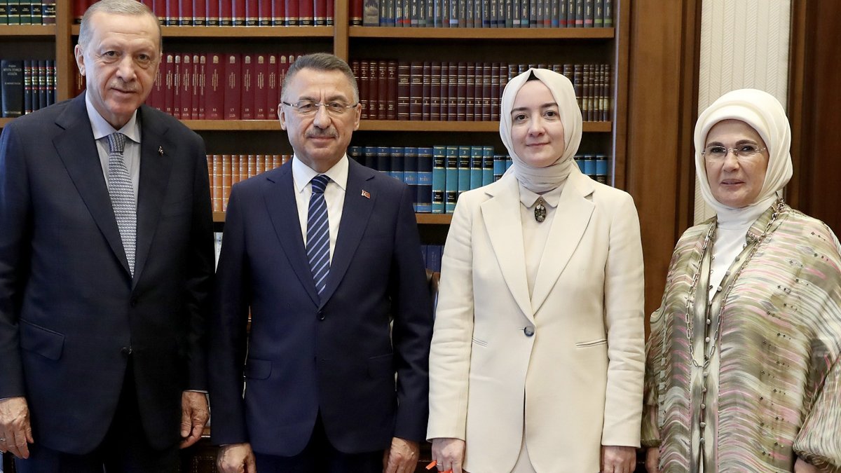 Nişan yüzüklerini Erdoğan taktı: Fuat Oktay evleniyor