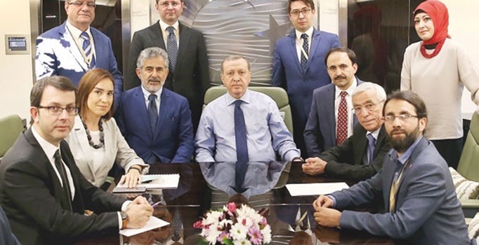 Erdoğan NATO Liderler Zirvesi dönüşü gazetecilerin sorularını yanıtladı