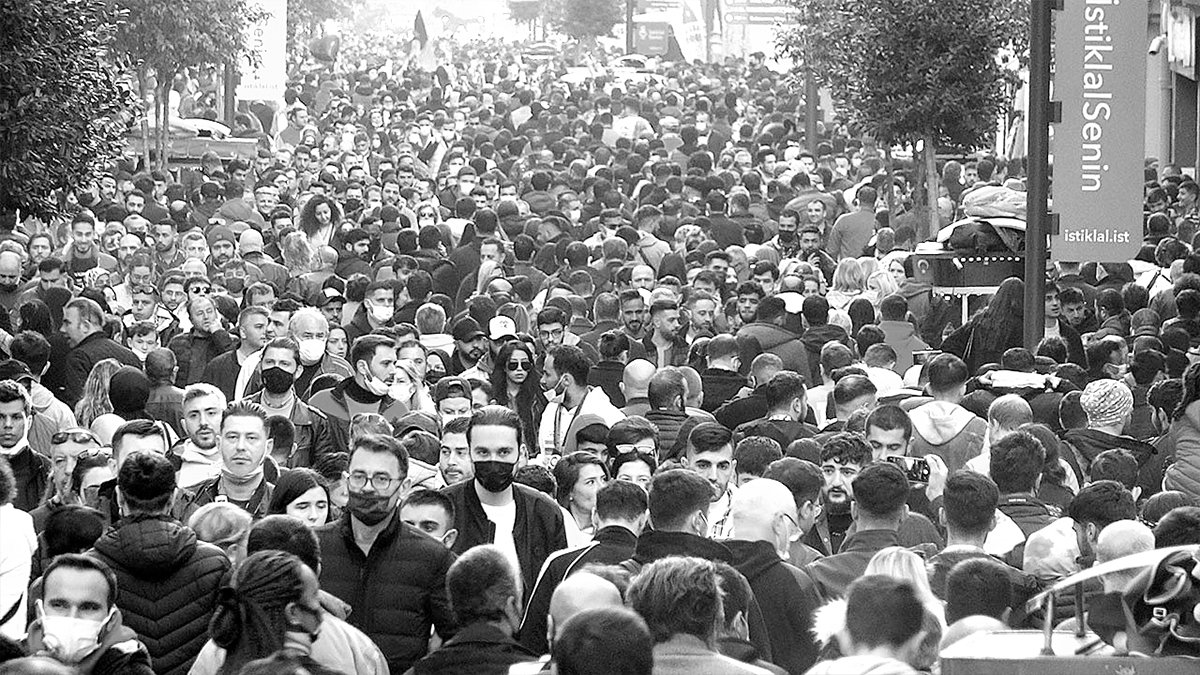 Günlük vaka sayısı 15 binin üstünde: Müsterih olmayın Kovid yeniden hortladı