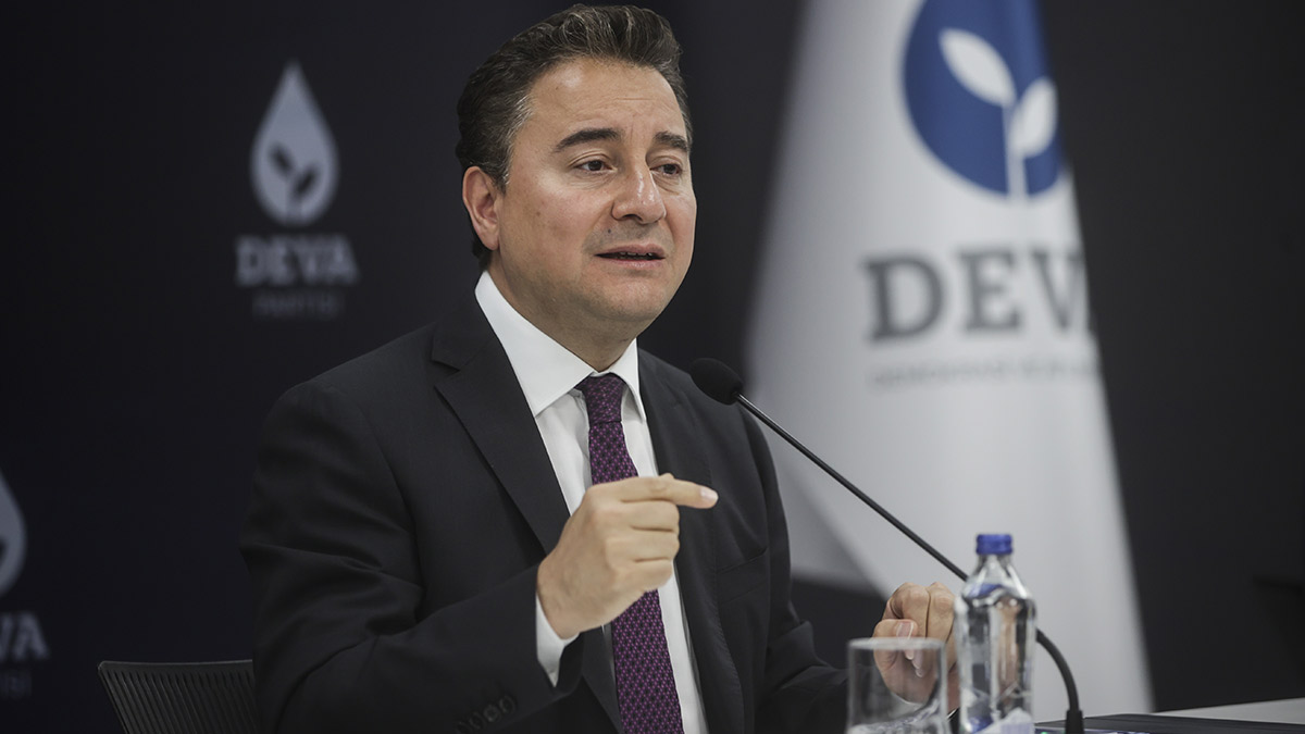 Babacan'dan iktidara CDS tepkisi: Bu işin şakası yok, derhal tedbir alın