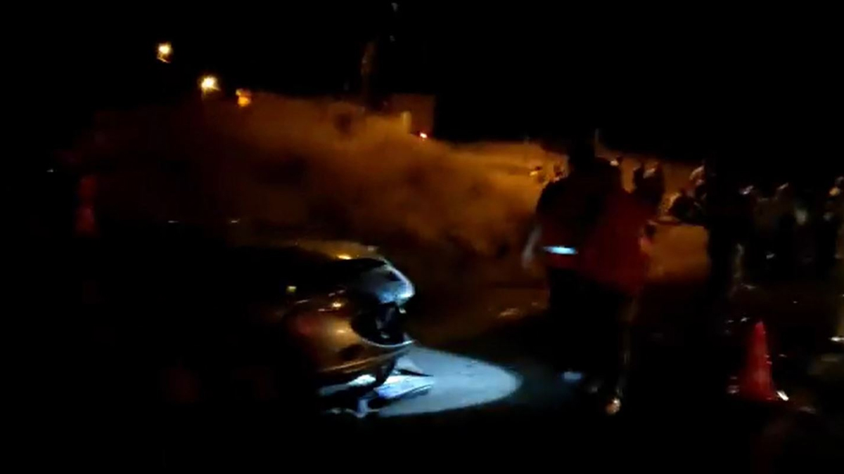 Siirt'te otomobille kamyonet çarpıştı: 11 yaralı