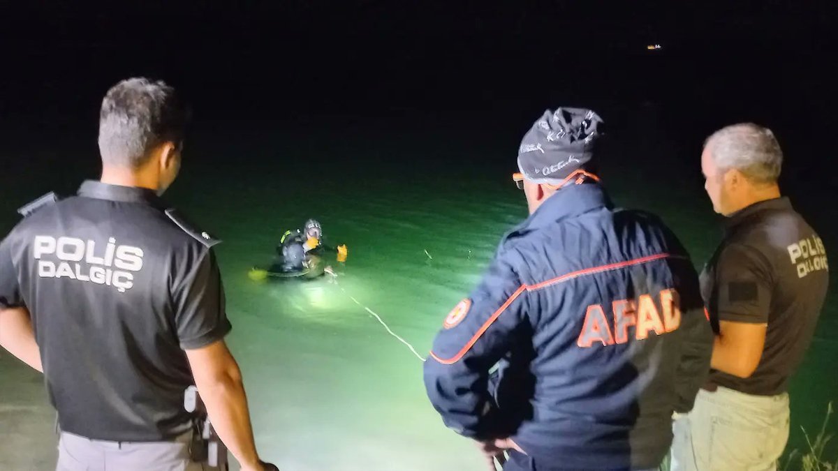 Boğulma tehlikesi geçiriyorlardı: Kızı ve yeğeni için kendini feda etti