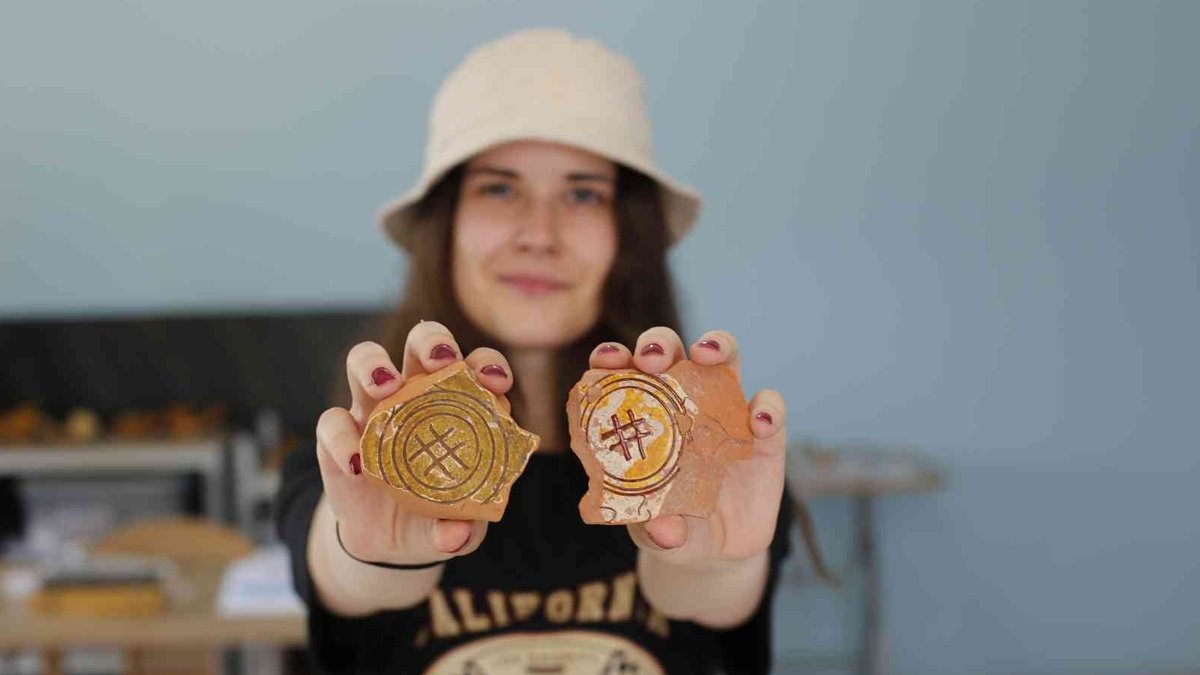 Tarihin ilk hastagı kadınlara gelir kapısı olacak