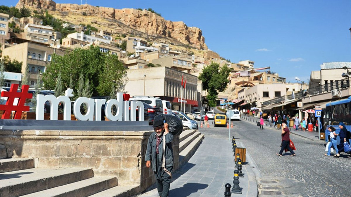 Mardin'de gösteri ve yürüyüşlere 15 gün yasak