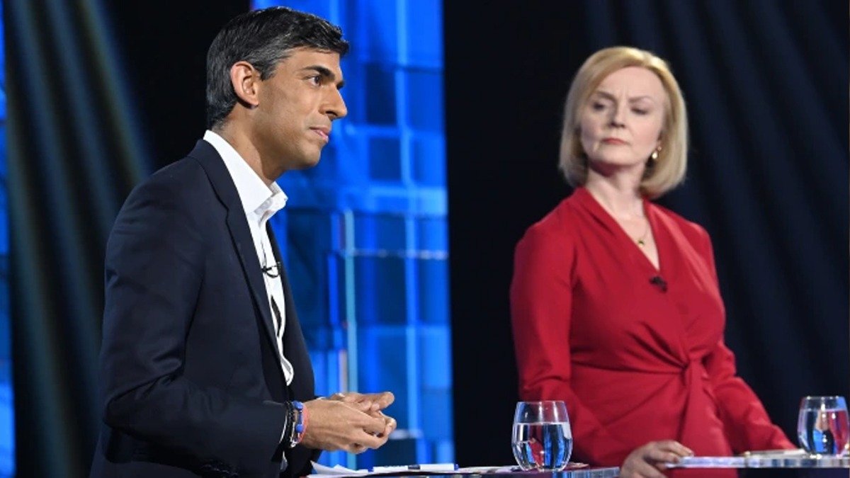 İngiltere’de Muhafazakar Parti'de liderlik yarışı: Sunak ve Truss finale kaldı