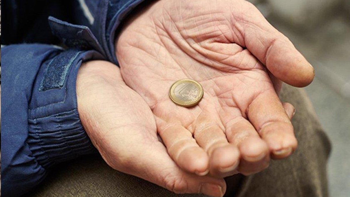 Daima Fakir Kalacak Burçlar! Siz de Hayatı Boyunca Meteliğe Kurşun Atacaklar Listesinde Misiniz?