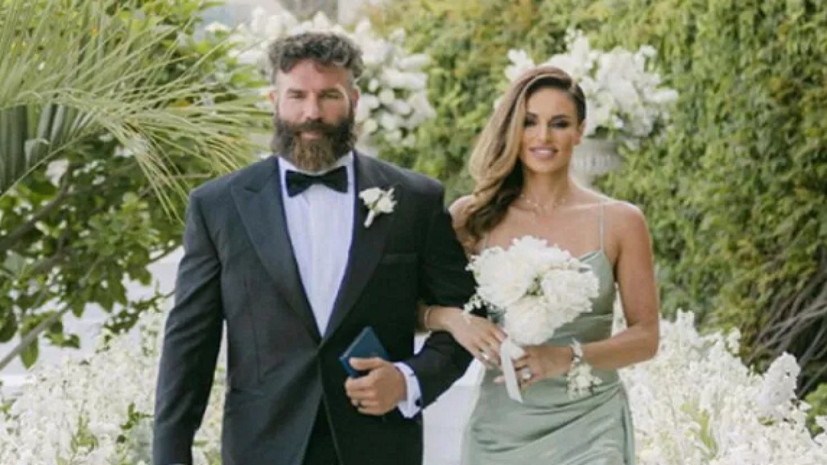 Herkesi şoke etti! Dan Bilzerian evlendi