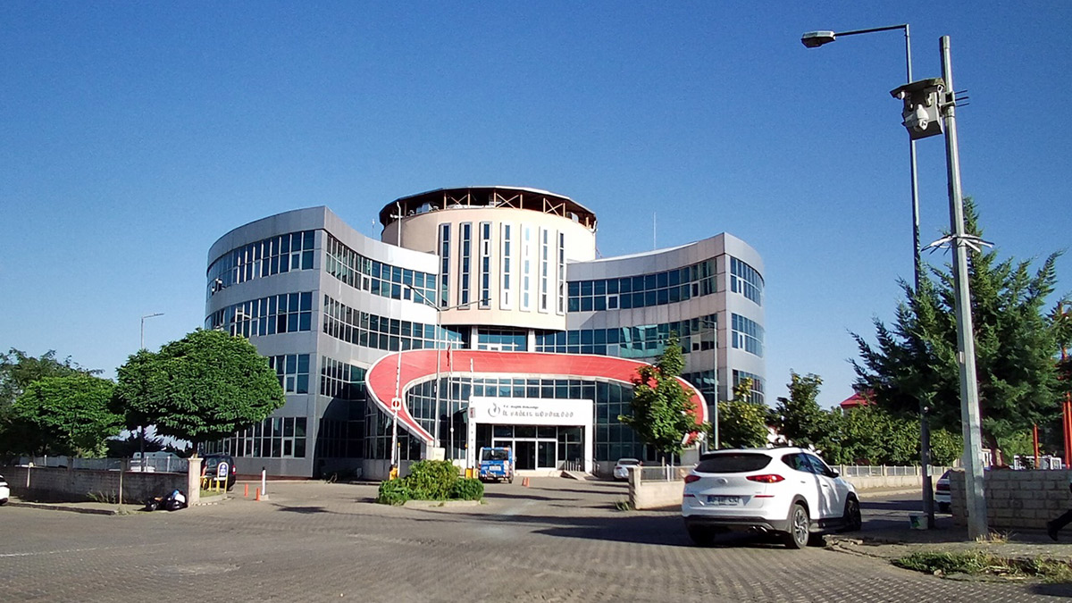 Diş hekimine görevi başında saldırı