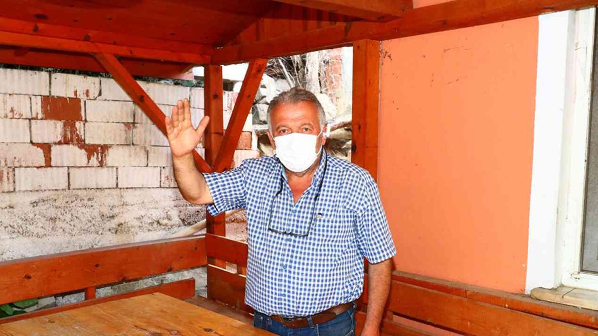 Salgının başından bu yana hiç vaka görülmeyen köye nazar değdi: İlk vaka muhtar