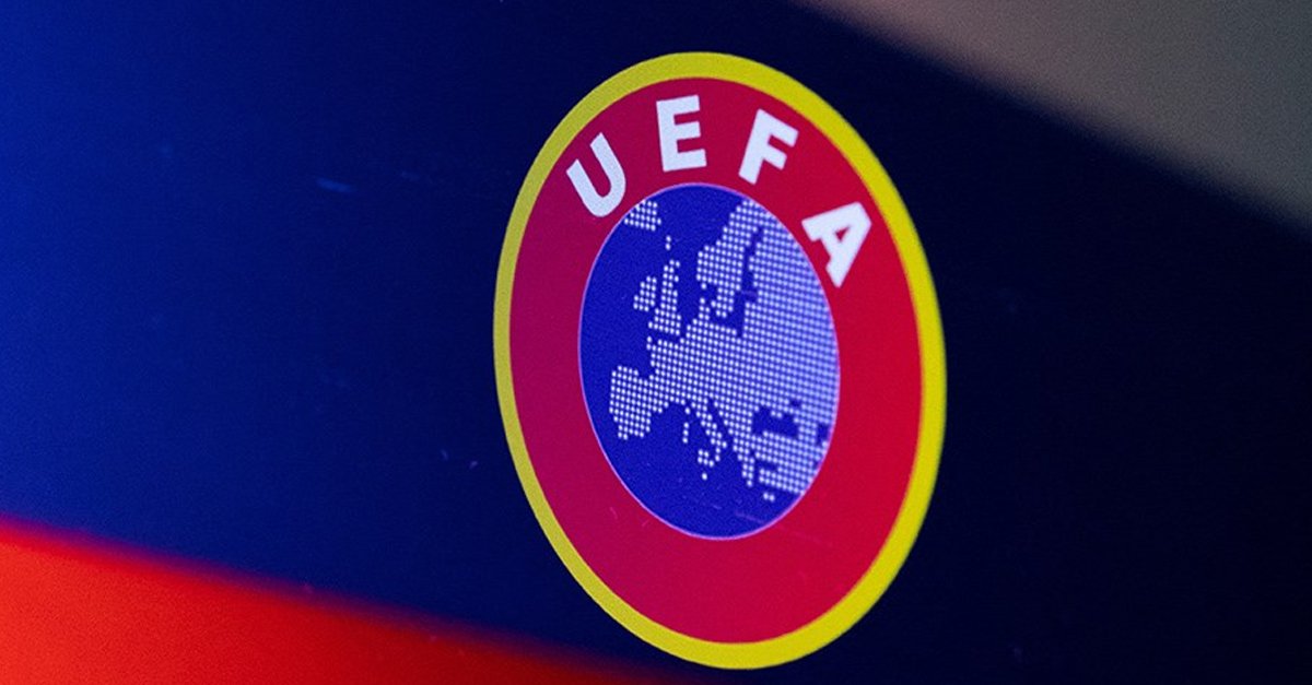 UEFA'dan Fenerbahçe'ye kötü haber: "Putin" sloganlarına soruşturma
