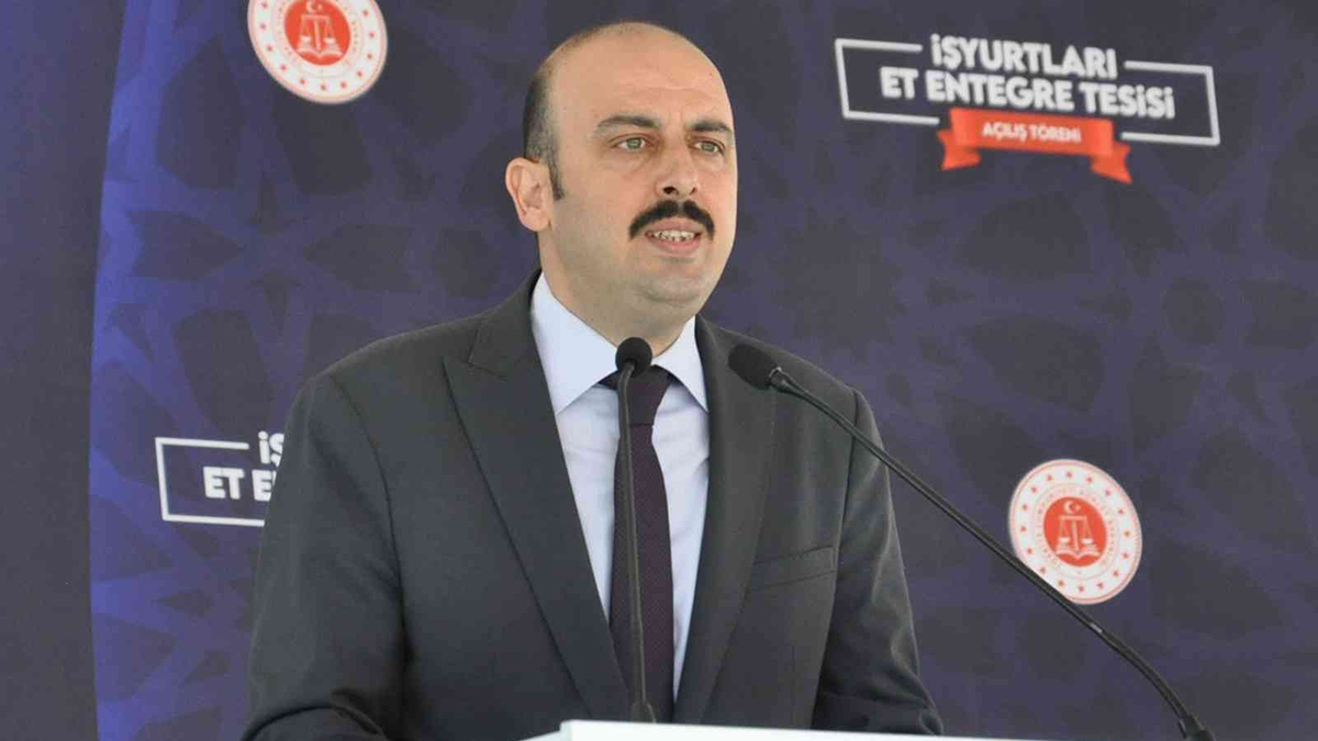 Kars Vali Yardımcısı Doğu, memuriyetten ihraç edildi