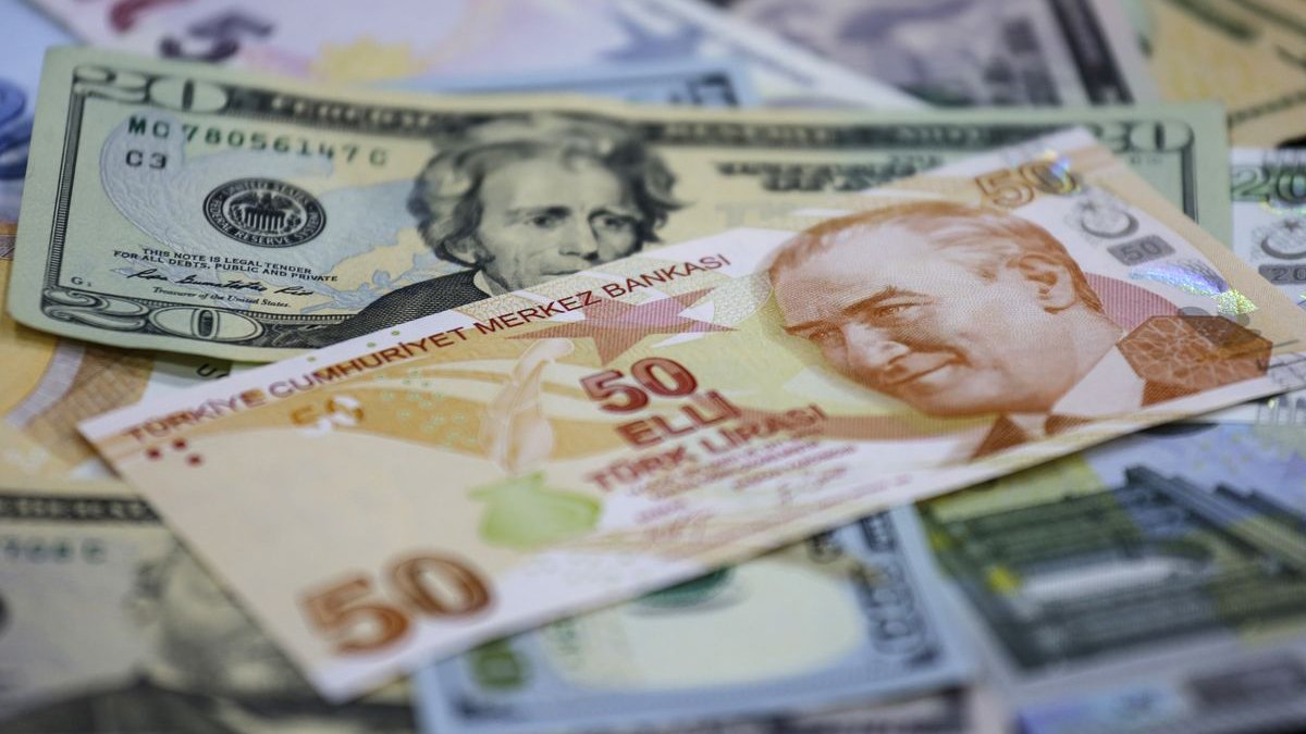 'FED'in faiz kararının Türk ekonomisine etkisi kaçınılmaz'