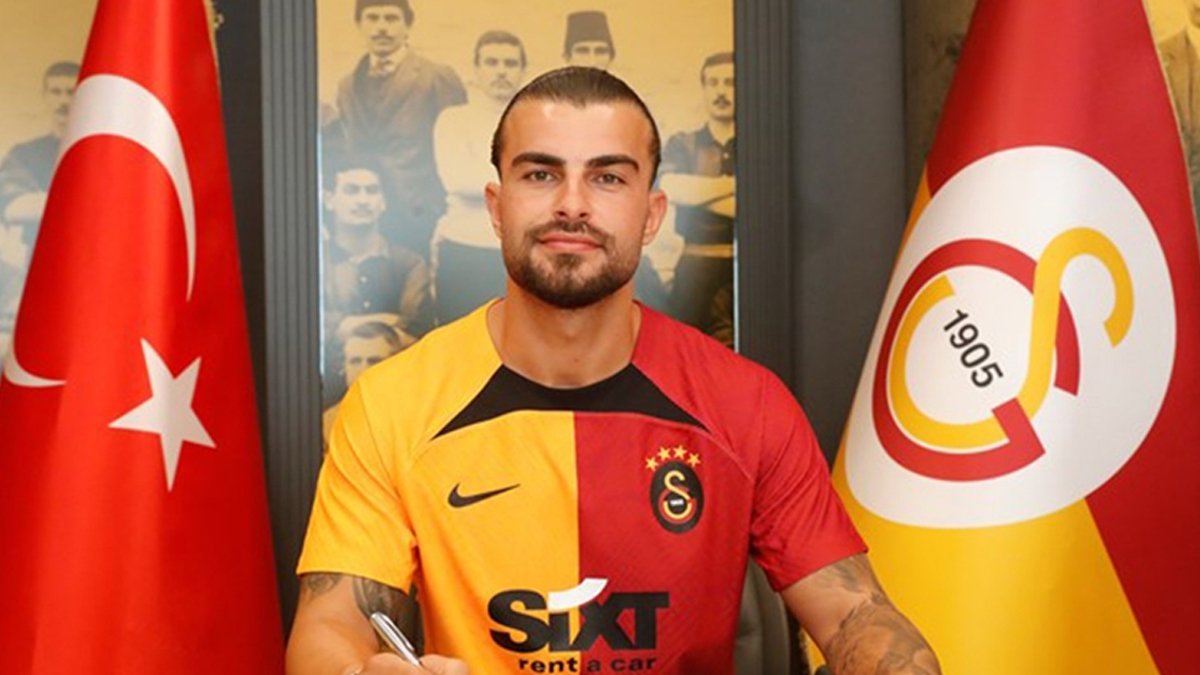 Abdülkerim Bardakçı'dan Fenerbahçe'ye gönderme: Hayalim Galatasaray'da oynamaktı