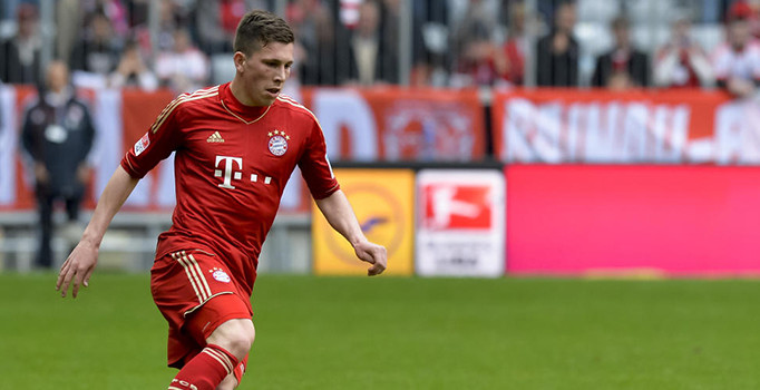 Bayern Münih genç futbolcusunun İngiltere'ye transferini doğruladı