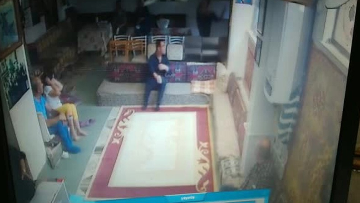 Ankara’da, ibadet sırasında cemevine saldırı