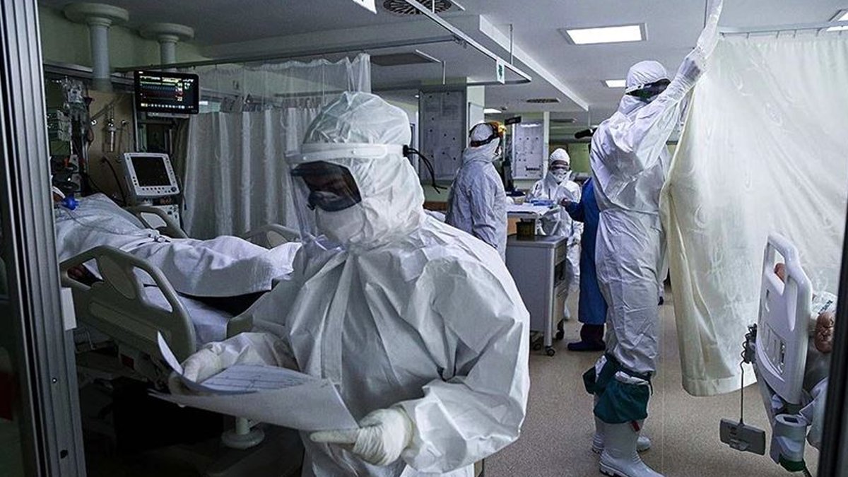 Koronavirüs bitti sanmayın! Son 1 haftadaki vefat sayısında endişelendiren artış