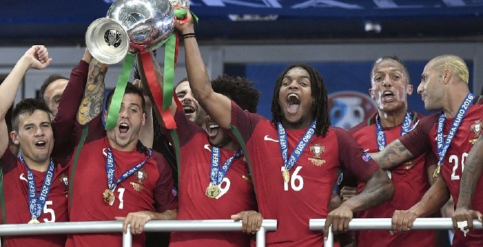 Galatasaray'a karşı Bahçelievler'de oynayan Renato, Portekiz'le Avrupa şampiyonu oldu