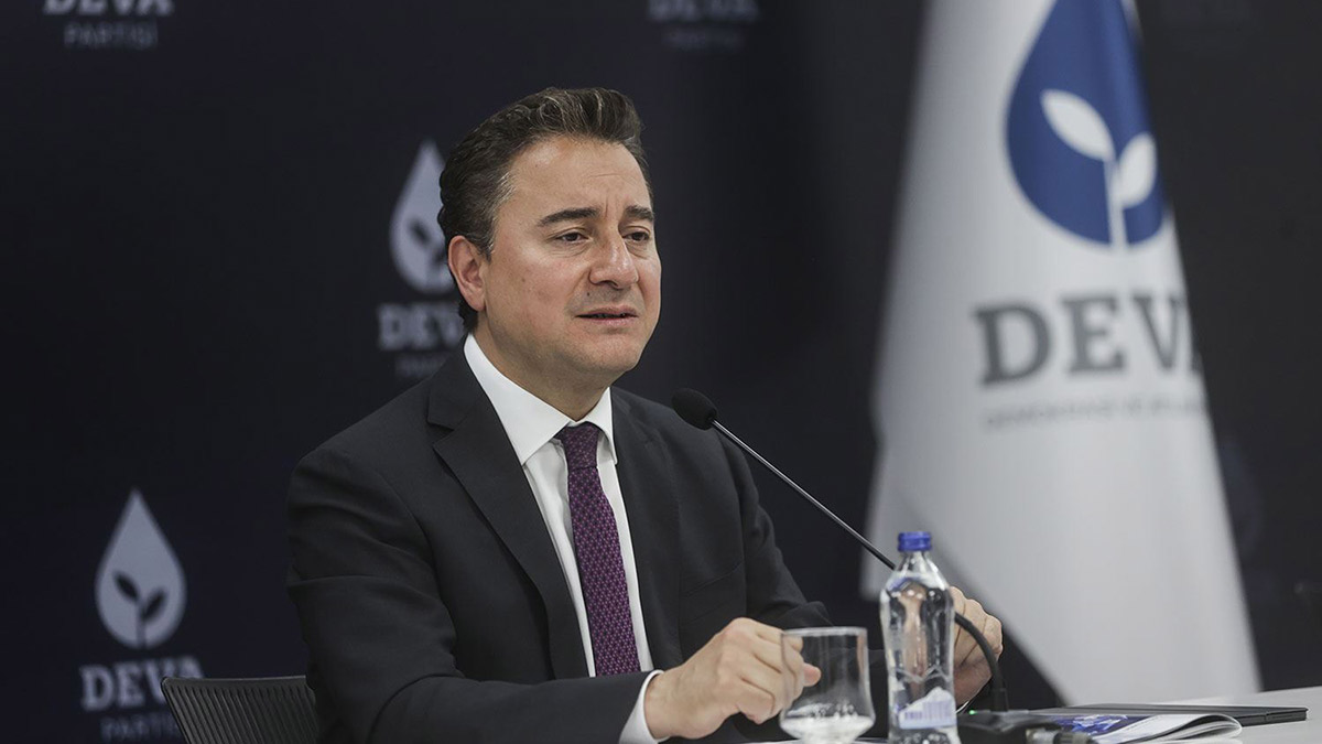 Babacan'dan iktidara çağrı: Yarın sabah reeskont kredilerinin önünü açın