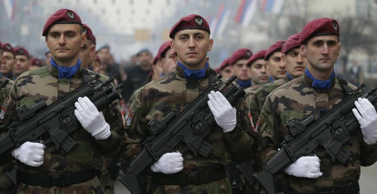 Sırbistan ordusu alarmda: Hedefte Kosova var