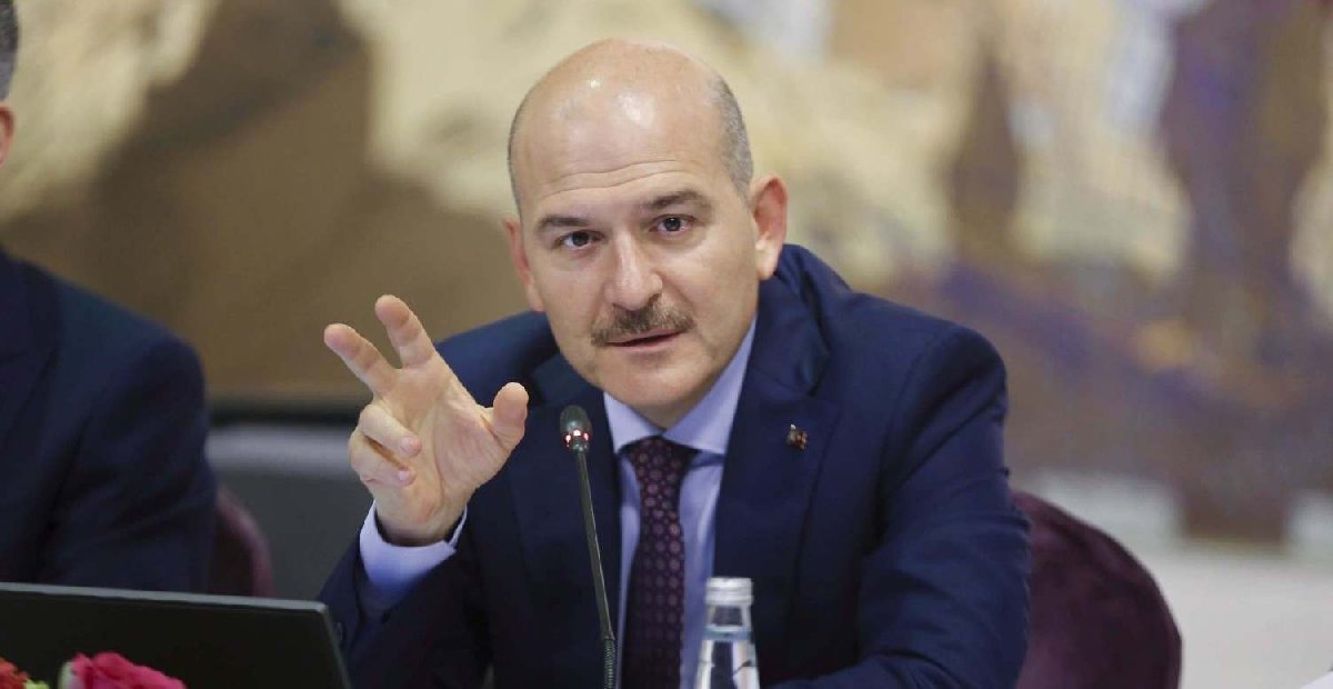 Süleyman Soylu'nun Yediiklim Yayınevi fotoğrafı gündem oldu! Sosyal medya o fotoğraf ile çalkalandı