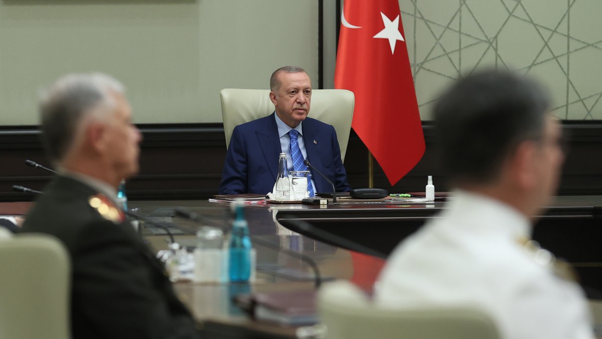 Erdoğan'ın başkanlığındaki YAŞ toplantısı sona erdi