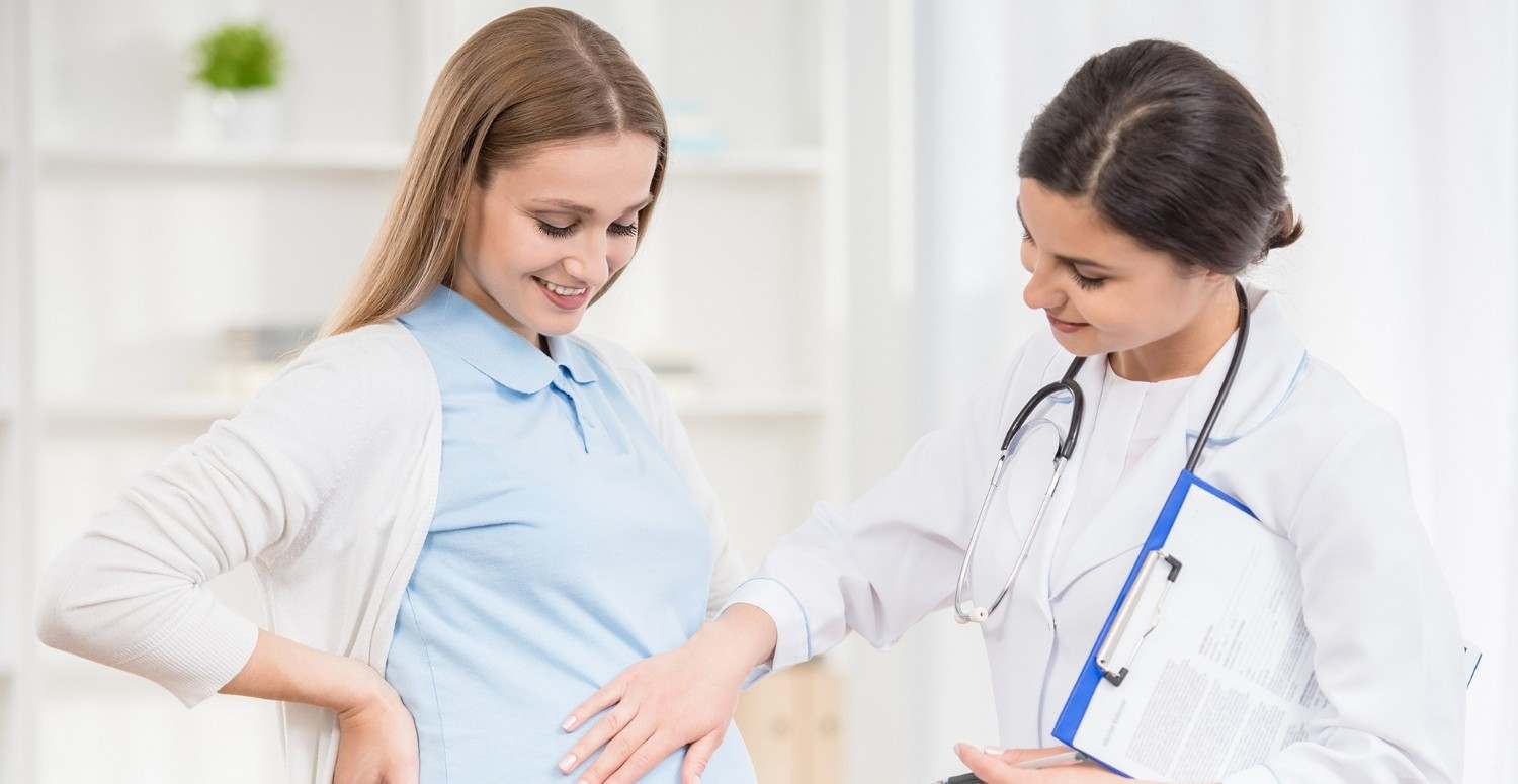 Hamilelikte yüz ve el şişmesi neden olur? Şişlikler nasıl geçer? Hamilelikte şişliklere karşı doktor önerileri