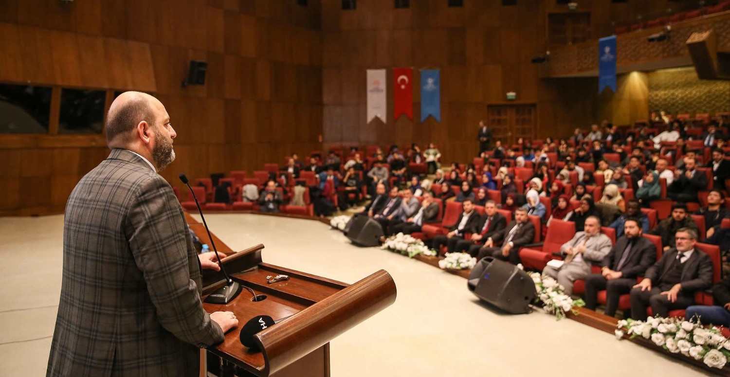 Sempozyum nedir? Sempozyumun özellikleri nelerdir? Sempozyum nasıl gerçekleşir? Sempozyumun faydaları...