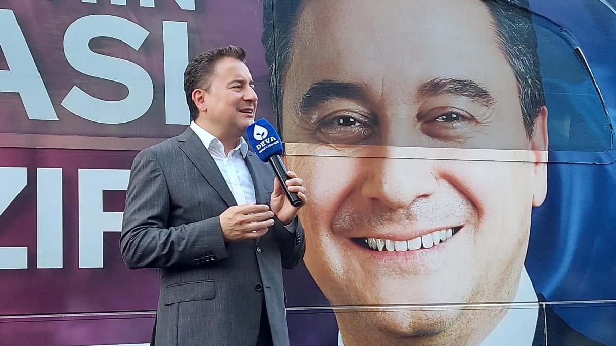 Babacan'dan 'Rusya'dan 2 milyar dolar geldi mi?' tartışmalarına tepki: Bu ülke böyle bir yönetime layık değil