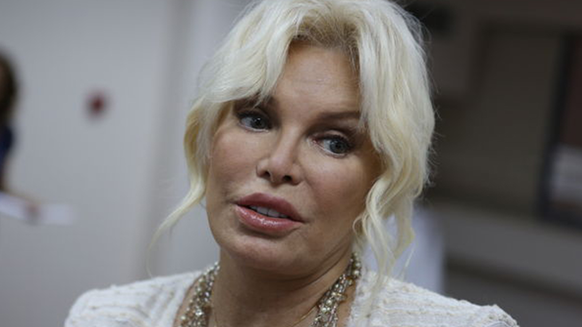 76 Yaşındaki Ajda Pekkan'ın Dinmeyen 23 Yıllık Acısı! Her Satırı Ağlattı! Bakın Güler Yüzünün Altında Ne Varmış?