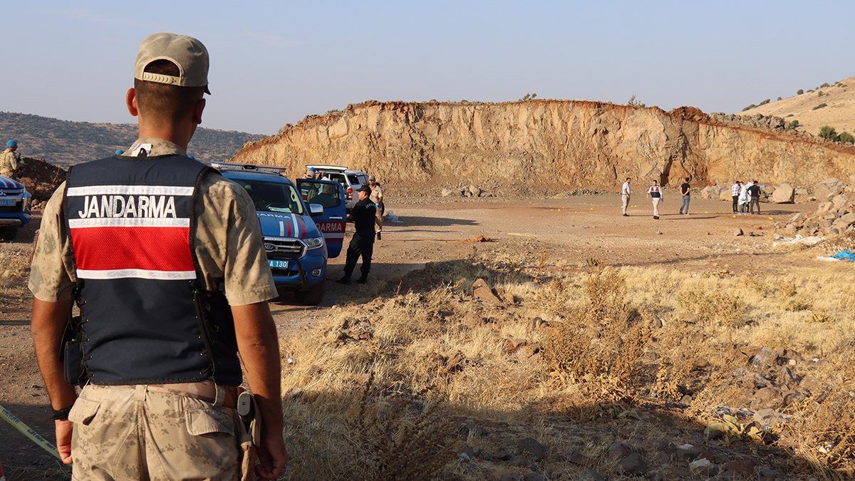Kilis'te dehşet! 2 kadının cesedi 100 metre arayla bulundu