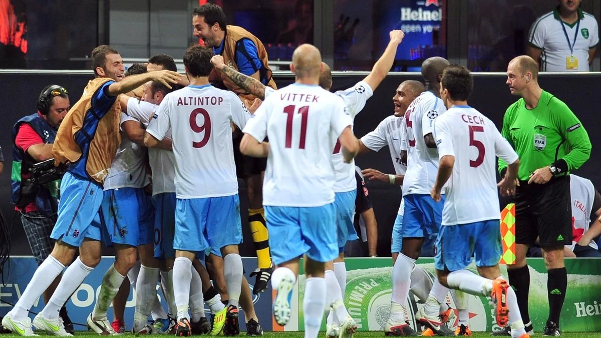 Son halleri şaşırttı! Aradan Tam 11 Yıl Geçti: Trabzonspor'un Son Devler Ligi Maçına Çıkan Kadrosu Şimdi Nerede, Ne Yapıyor?