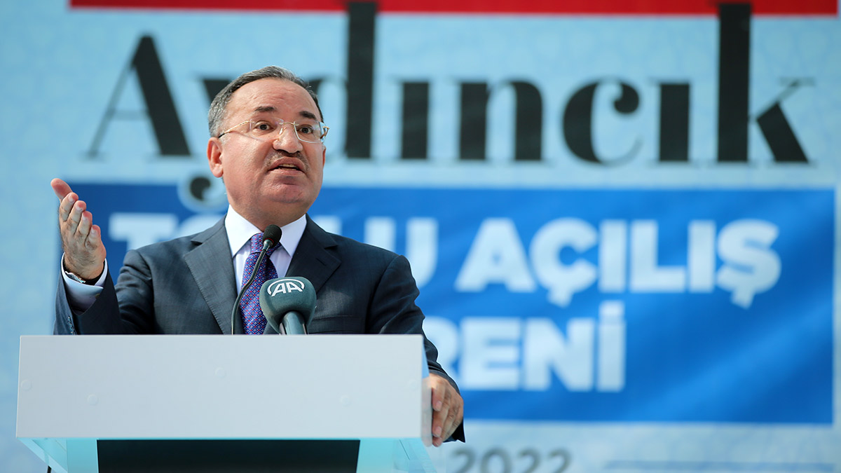 Bakan Bozdağ’dan Gülşen tepkilerine cevap: Yenilir yutulur bir şey değil