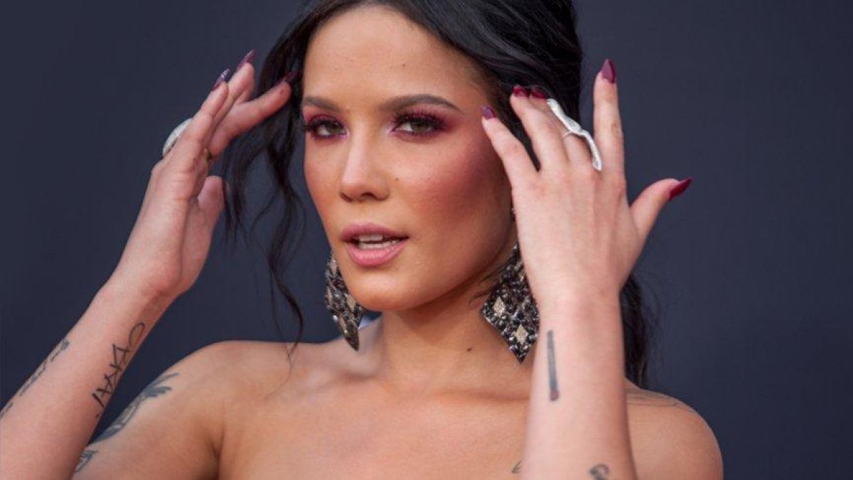 Halsey'in Türkiye'deki ilk konseri için geri sayım başladı