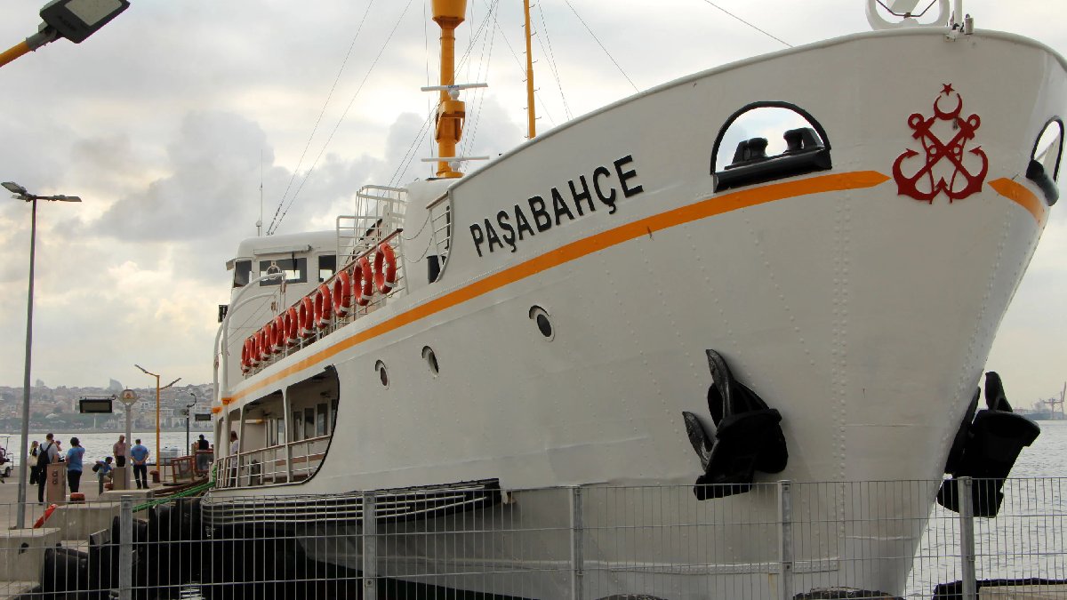 Tarihi Paşabahçe Vapuru 12 yıl sonra ilk seferini yaptı