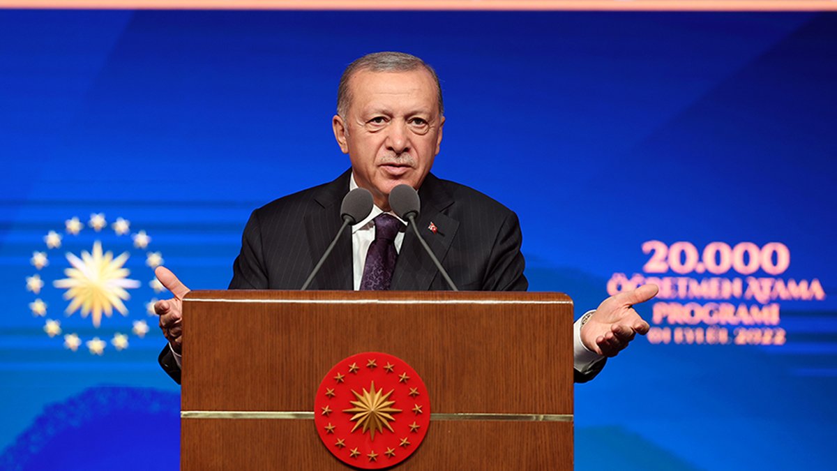 Erdoğan, atama töreninde öğretmenleri hedef aldı: Eğitimin mimarı mısınız çapulcu musunuz?
