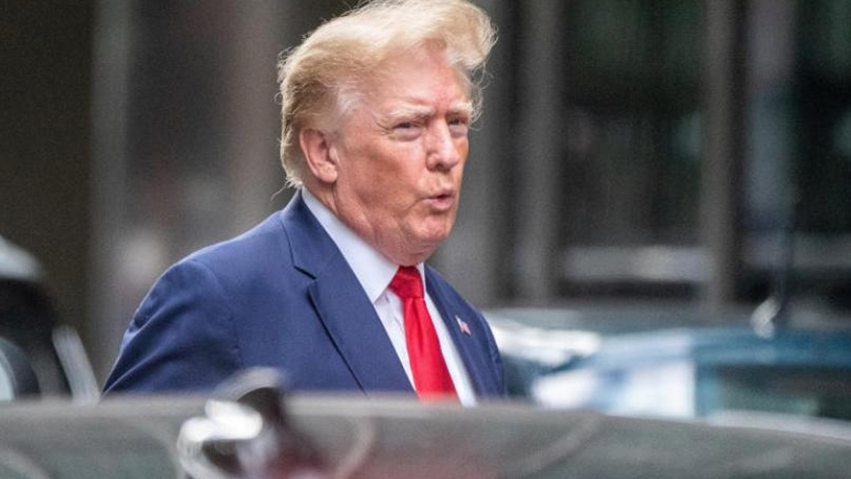 Trump'ın evine FBI baskını: 11 binden fazla sınıflandırılmamış belgeye ulaşıldı