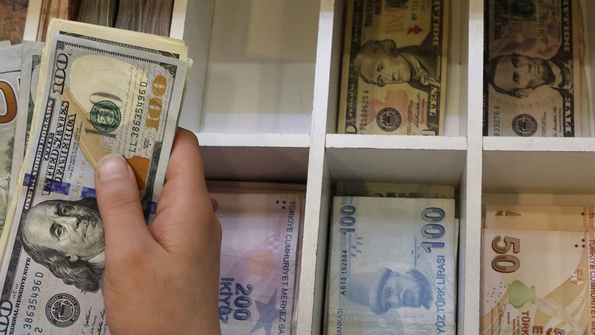 BDDK'dan TL ticari kredi kullanımında yeni koşul: 15 milyon TL üzeri döviz varlığı bulunan şirketlere kısıtlama