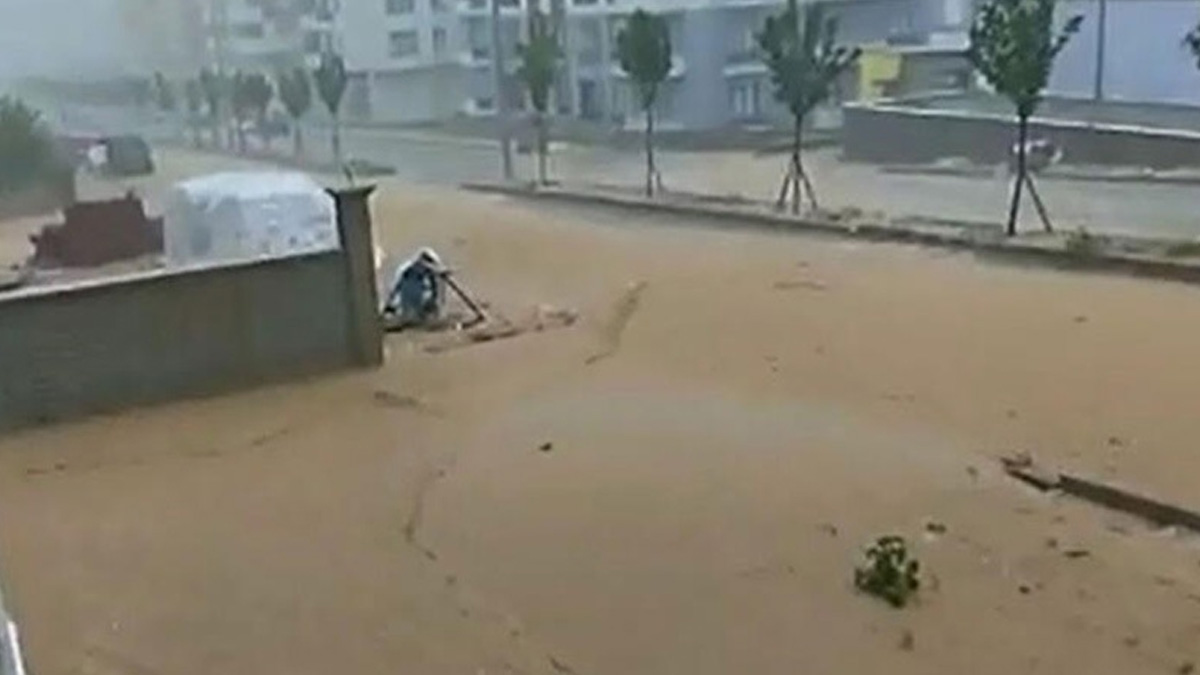 Kastamonu'da sağanak yağış: 3 yaralı