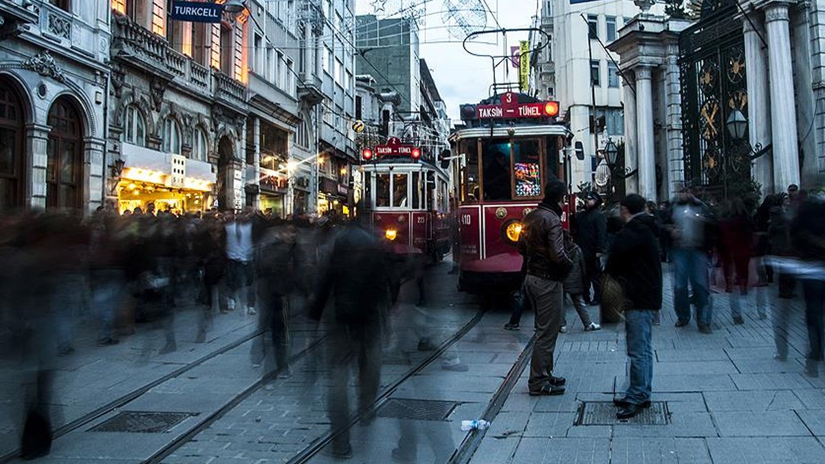 Dört kişilik ailenin yaşam maliyeti yoksulluk sınırının üzerinde