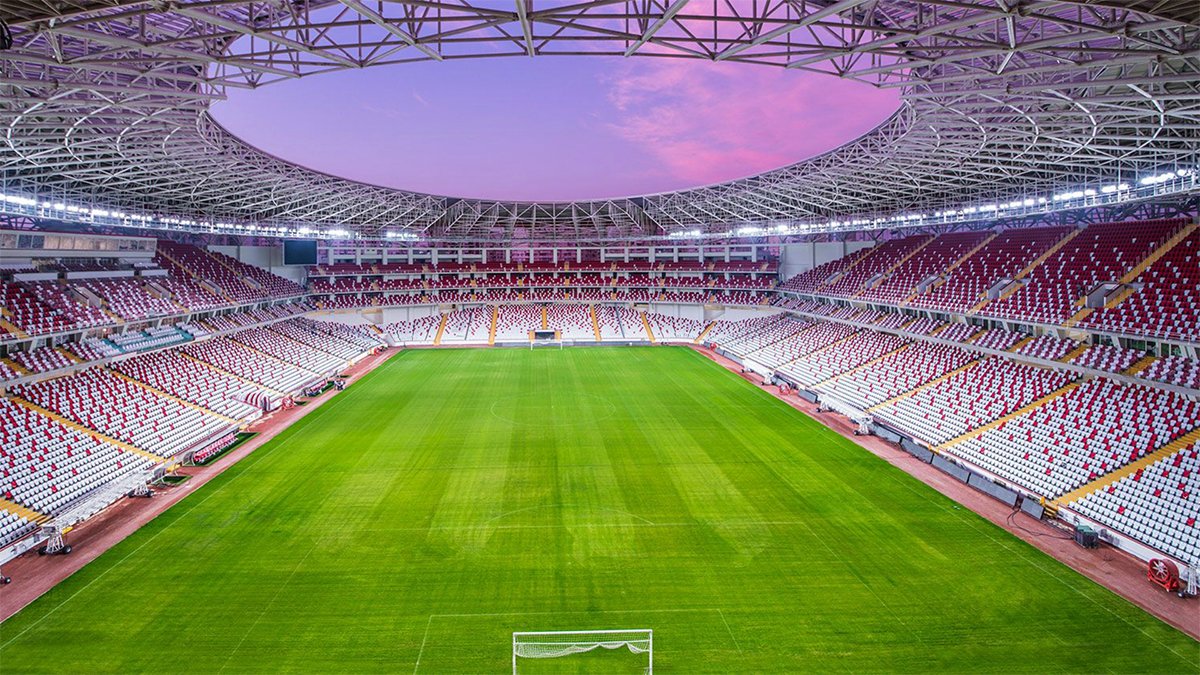 İşte dünyada isim sponsorluğundan en çok kazanan 2 Türk takımı