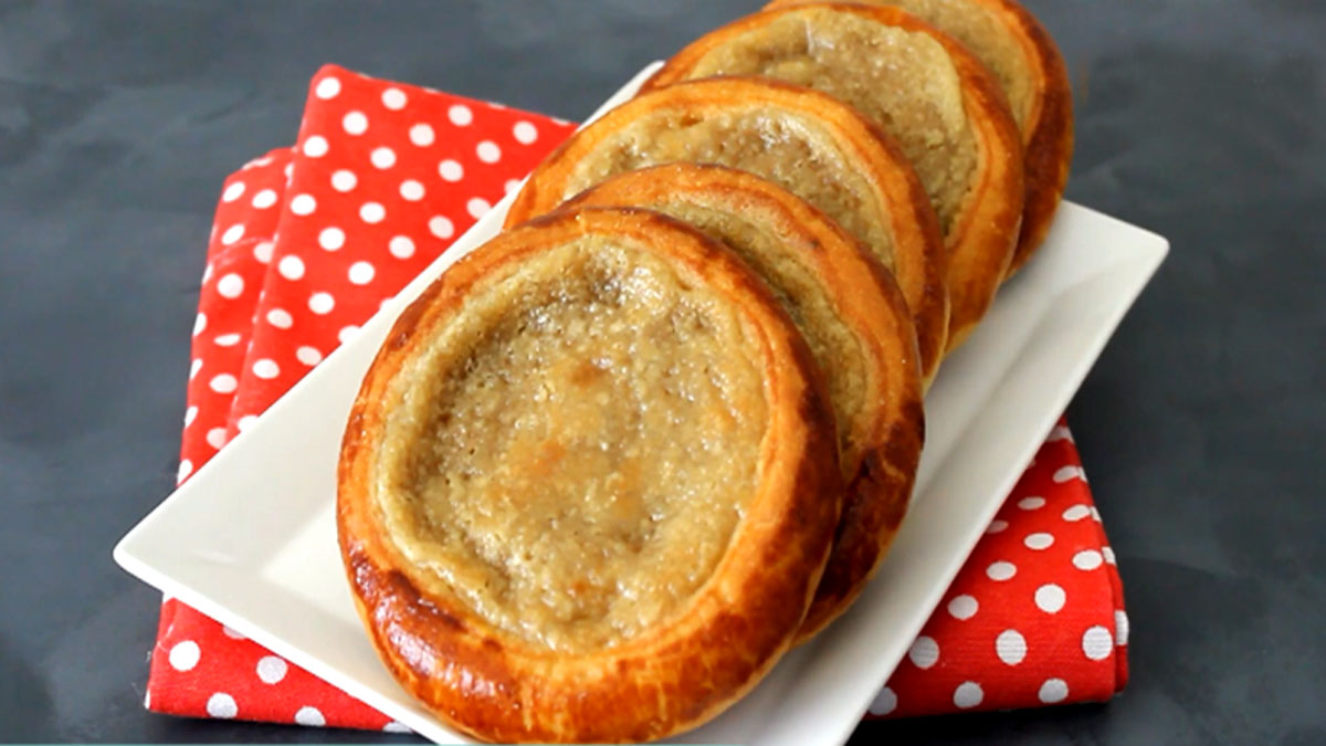 Eltiniz kıskançlıktan evine koşacak! İşte Bursa'nın meşhur tahinli pide tarifi