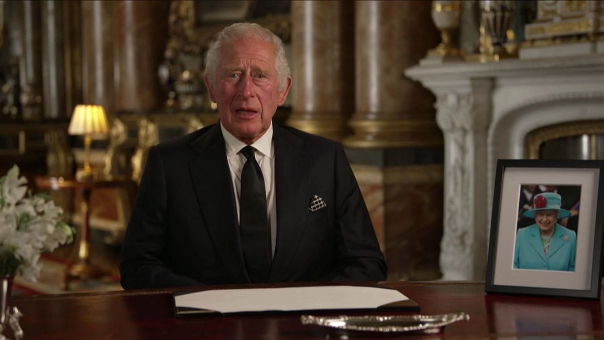 Ömür boyu hizmet sözü! Kral Üçüncü Charles'tan halka ilk sesleniş