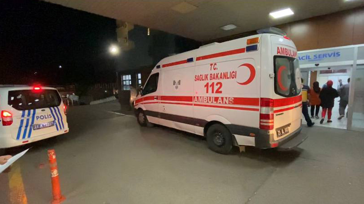 Diyarbakır'da husumetlilerin çatışmasında 14 yaşındaki çocuk hayatını kaybetti